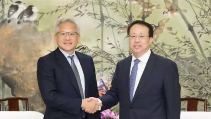 黃仁勳高調見上海市長 「最好方式服務中國市場」 特朗普：他很愛國, 不擔心