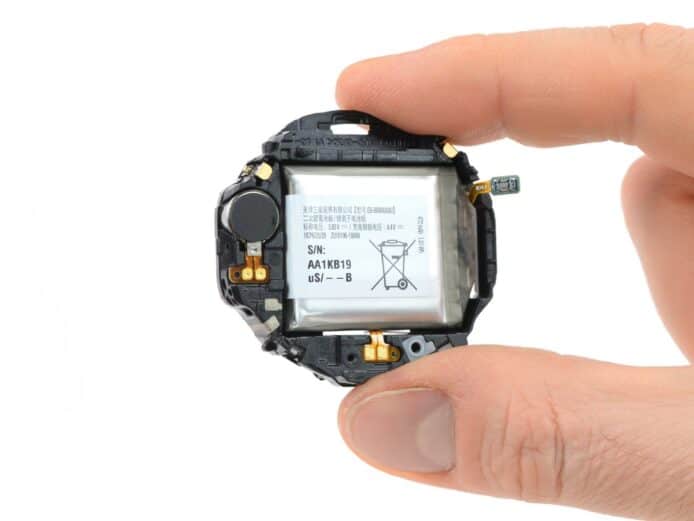 三星計劃於2025年第四季將固態電池應用於智能手錶、戒指和耳機