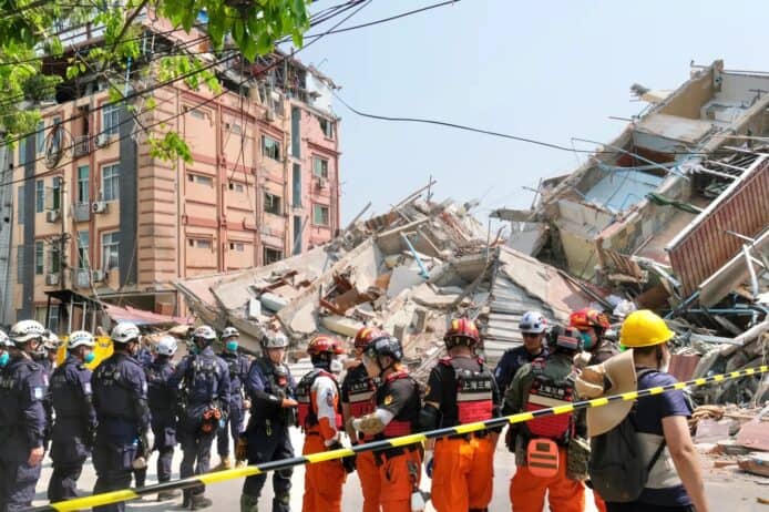 DeepSeek 應用緬甸地震救災　7 小時開發中英緬互譯系統