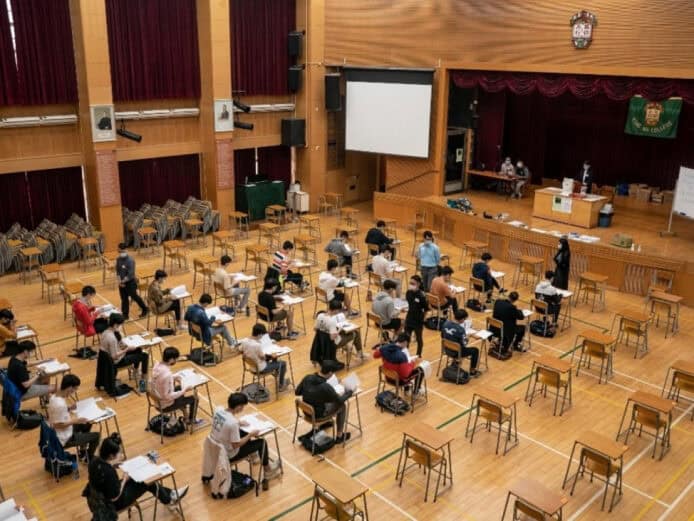 DSE 數學卷被上傳至小紅書　考評局：會嚴肅處理