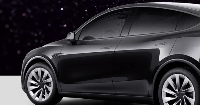 Tesla 推出 2025.14.1 OTA　前 mon 可睇 Netflix、B 柱鏡頭可錄車 cam