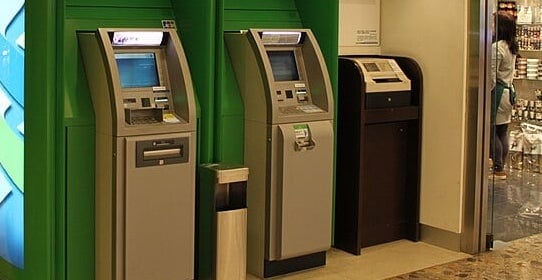 港女 ATM 存款 1.2 萬後竟無入賬記錄　金管局：已要求銀行跟進