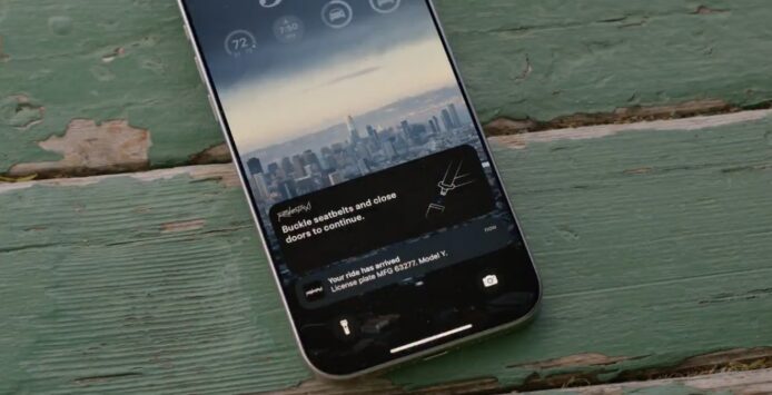 Tesla Robotaxi 加入網約車元素   自動接客全自動駕駛  車主年賺 3 萬美元被動收入