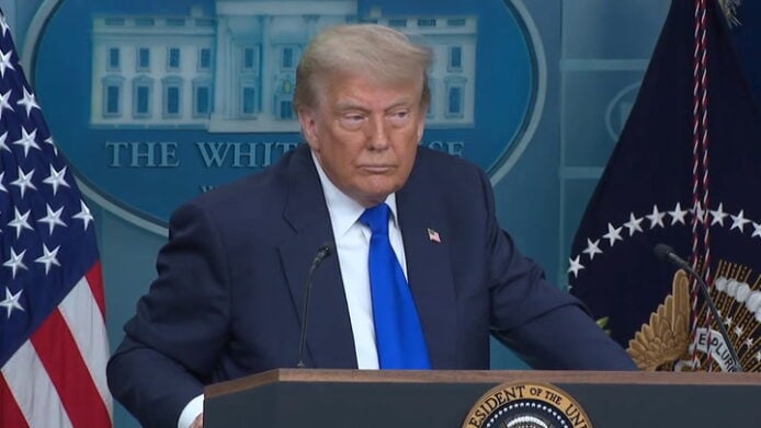 特朗普回應中國網絡攻擊威脅　承認「美國也有這樣做」　電視節目主持人啞口無言