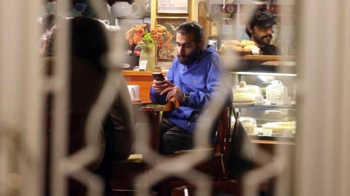 伊朗政府封鎖全國互聯網　Starlink 開通非官方伊朗服務