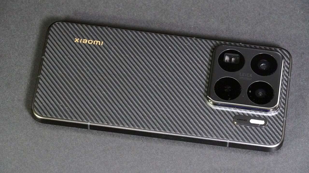 【評測】小米 15S Pro 國行開箱評測　玄戒 01 功耗低效能強 + 單手握感舒服