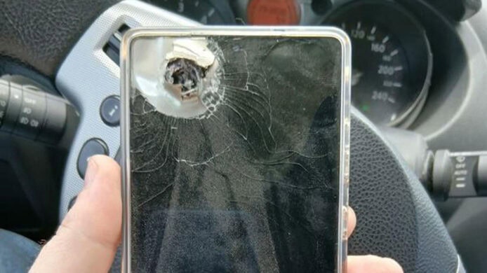 Galaxy S25 Ultra 擋子彈救烏軍士兵一命　Samsung 承諾免費維修