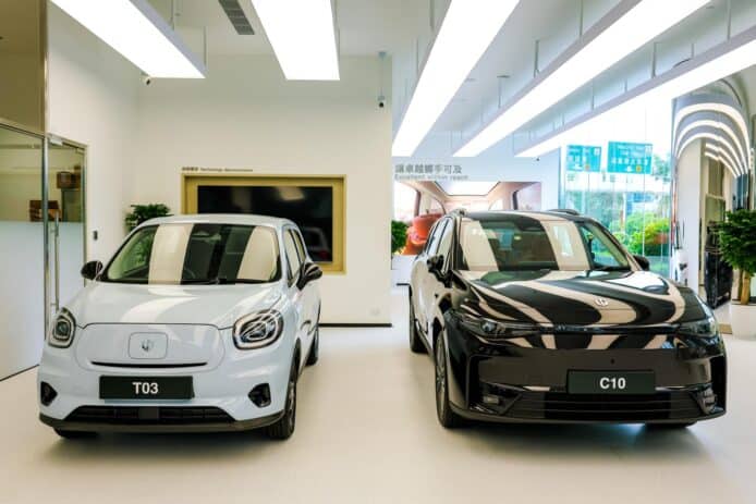 零跑 Leapmotor 登陸香港設體驗中心　  右軚版 T03、C10 新車全球首發亮相