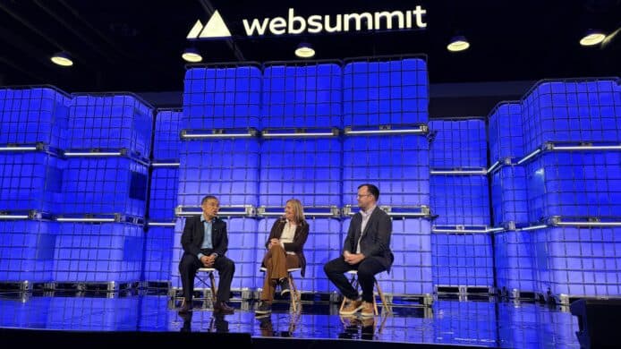 許正宇溫哥華推廣港金融科技　強調香港金融市場正成為投資避險天堂