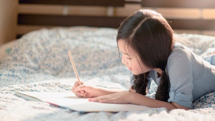 11 歲作文準過 DNA？　AI 預測學歷準確率高　日本大學揭潛在教育應用