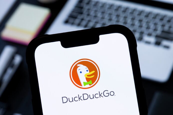DuckDuckGo 推圖片搜尋 AI 過濾功能　協助用戶避開 AI 垃圾內容　諷刺 Google 搜尋質素差劣