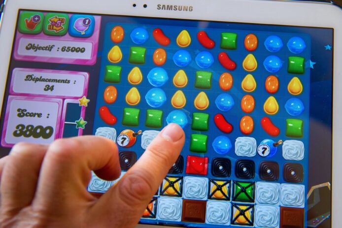 Candy Crush 開發商大幅裁員　員工呻被親手開發 AI 工具取代　團隊士氣跌至谷底