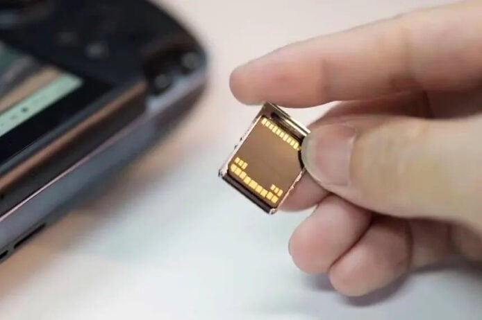 中國廠商推全新 Mini SSD 記憶卡　體積與 microSD 相近速度可達 3,700MB/s