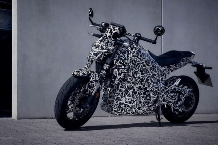 Honda 預告高性能電動電單車　續航力100公里　配備快速充電挑戰市場