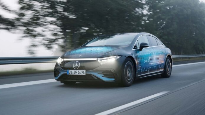 Mercedes EQS 搭載固態電池創紀錄，單次充電行駛 1,205 公里德國直達瑞典