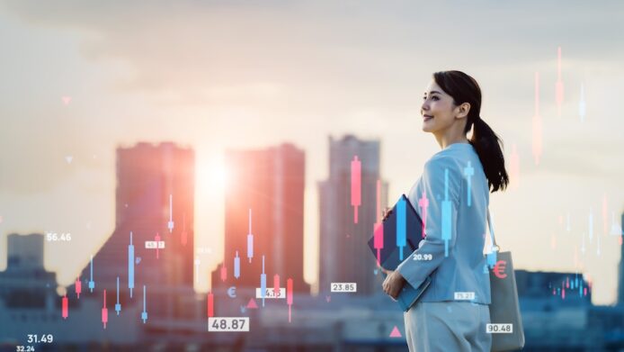 打破大型主機枷鎖　金融與企業巨擘如何藉助 AWS 雲端重啟成長引擎