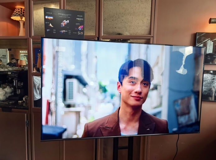 小米推新 MiniLED 智能顯示器    最大 75 吋 + 同場推出全新掃拖機械人