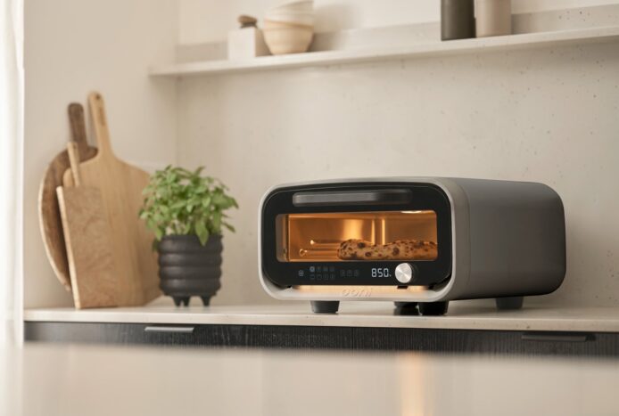 AI Pizza 電子焗爐 Ooni Volt 2   智能控制溫度最高 450°C   製作薄餅僅需 90 秒