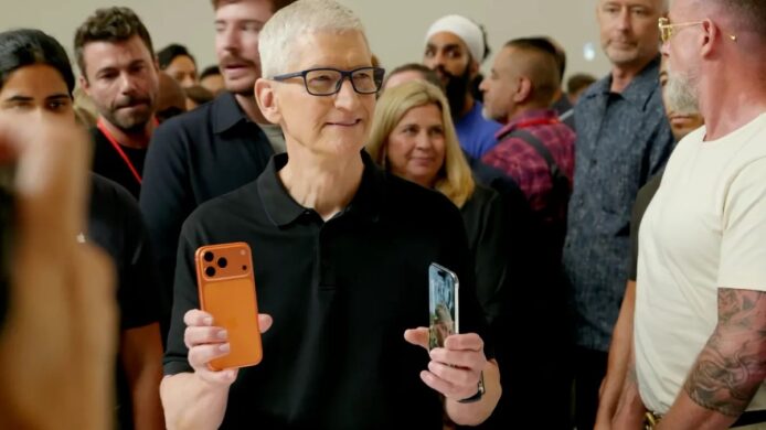 iPhone 17 銷售破紀錄  Tim Cook 樂觀展望  第四季再有強勁增長