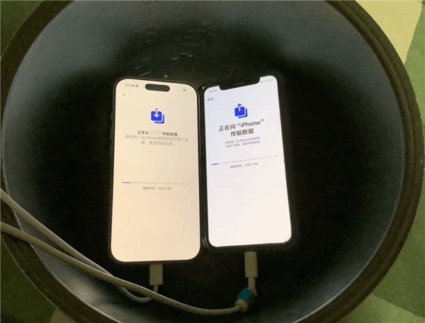 iPhone 放電飯煲內膽  加速數據傳輸說法    Apple 澄清：屬實但沒必要