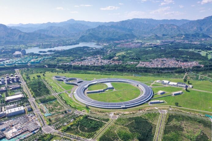 中國建體積超巨「X 光機」   高能同步輻射光源 　世界上設計亮度最高