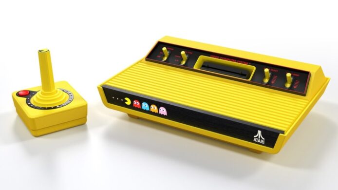 Atari 2600 推出 Pac-Man 聯名復刻版 鮮黃色外殼致敬 40 年經典