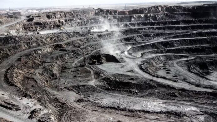 美媒: 中國不只有稀土   手握 3 大產業可作牽制美國籌碼  成貿易談判重要武器