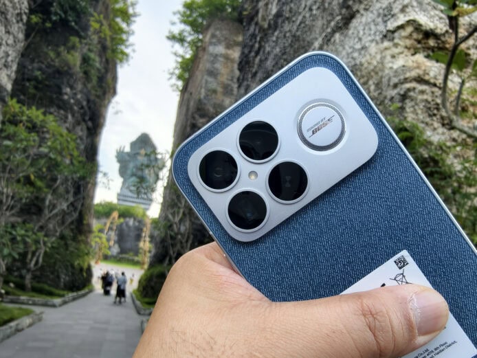 【評測】POCO F8 Ultra 深入評測	Bose 喇叭有驚喜 + 超抵玩旗艦級全能表現