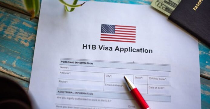 Google Apple 警告簽證員工   離開美國旅行或面臨 12 個月行程延誤