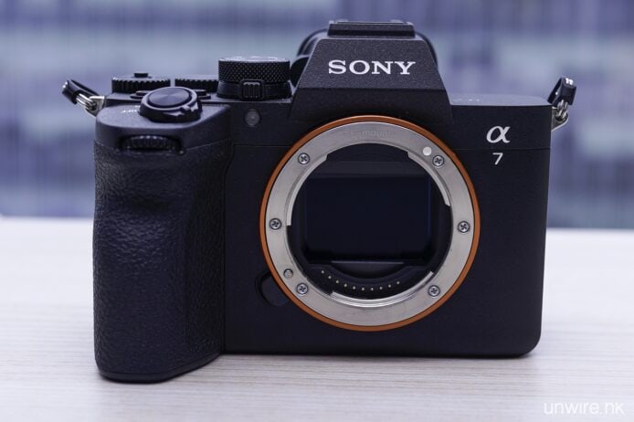 SONY A7V 入門級旗艦機正式發表   30FPS 相片連拍 + 4K60P無裁切錄影  香港售價，上市詳情 + 詳細規格