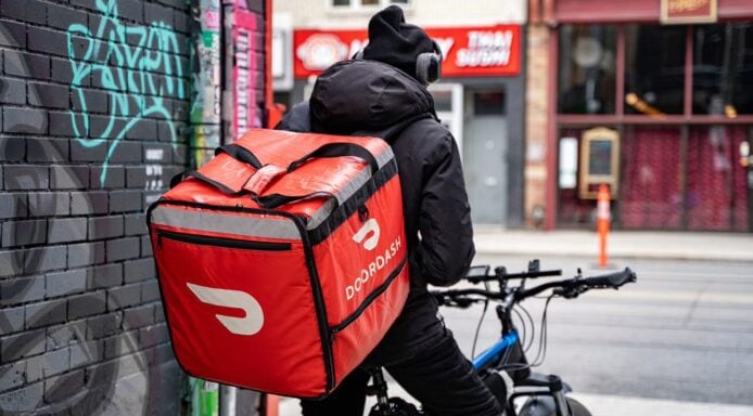 平台剝削揭秘：外賣 App 工程師爆料   優先配送費疑全歸公司  司機分毫未得