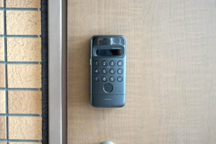 SwitchBot 人臉辨識智能門鎖突然無電    日本用戶冬天深夜被鎖門外