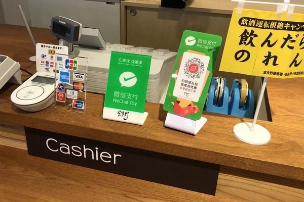 Alipay、WeChat Pay 日本急速擴張   繞過日本金融體系惹政府關注