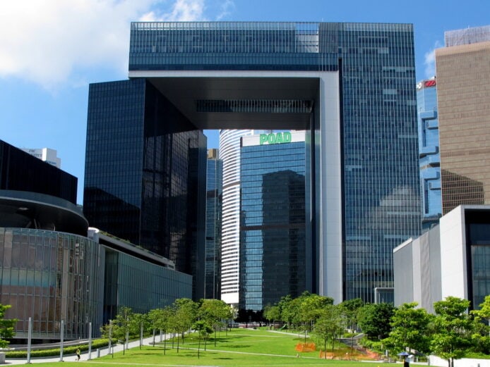 拒交電子設備密碼  最高可判監禁 1 年  國安法第 43 條實則刊憲修訂