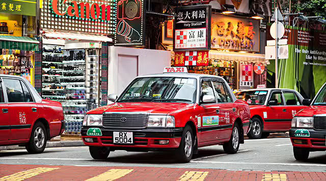 運輸署表示的士加收手續費 額外收 3% 平台費並不違規 乘客付費前應留意收費告示